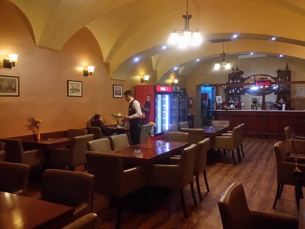 Vila Royal Hotel Sighetu Marmatiei Ngoại thất bức ảnh